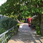 בית נופש Vrijstaande Glamping De Kas *