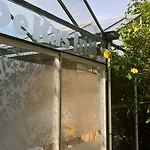 בית נופש Vrijstaande Glamping De Kas