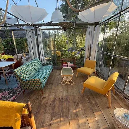 펜션 Vrijstaande Glamping De Kas Hank