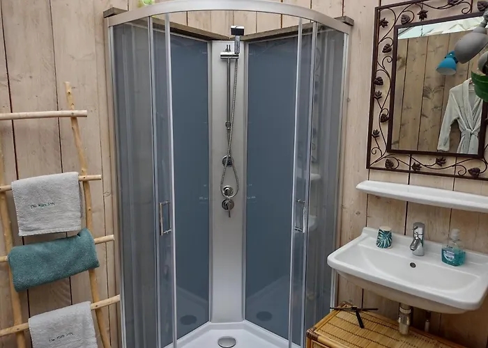 Vrijstaande Glamping De Kas Nyaraló Hank