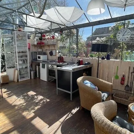 Vrijstaande Glamping De Kas Σπίτι διακοπών