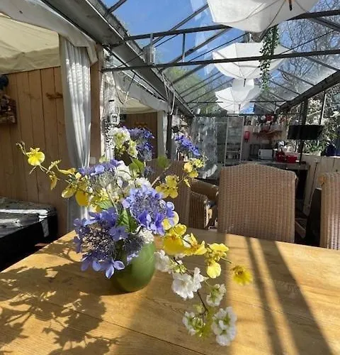 Vrijstaande Glamping De Kas *