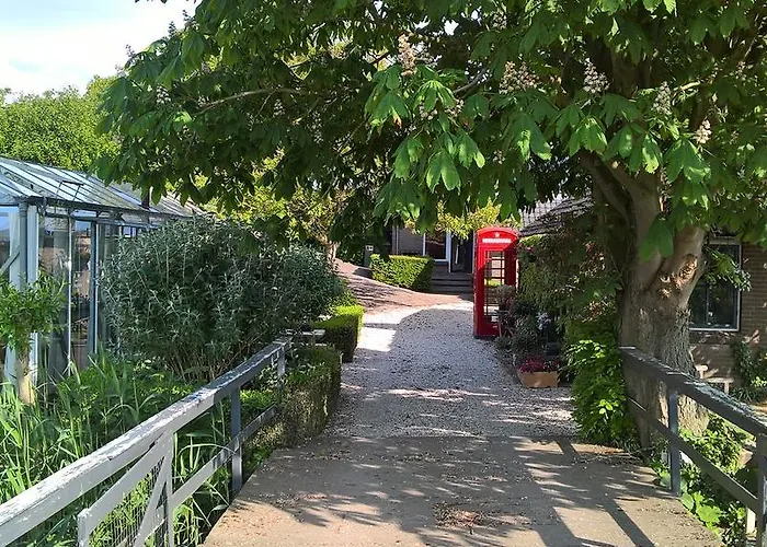 Holiday home Vrijstaande Glamping De Kas *